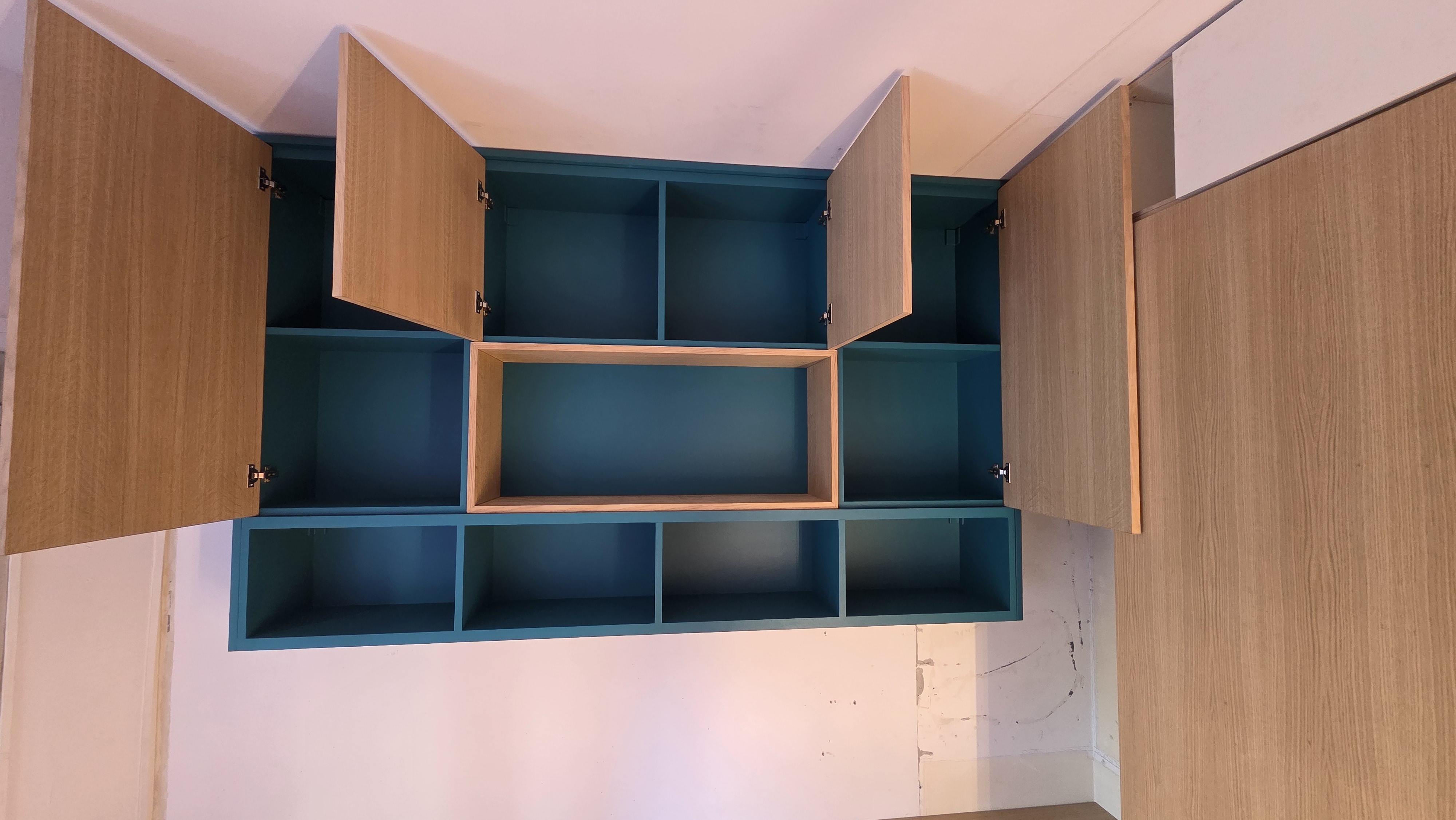 Agencement mural sur mesure